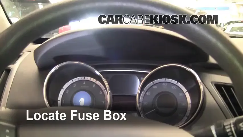 2011 Hyundai Sonata GLS 2.4L 4 Cyl. Fuse (Interior) Check